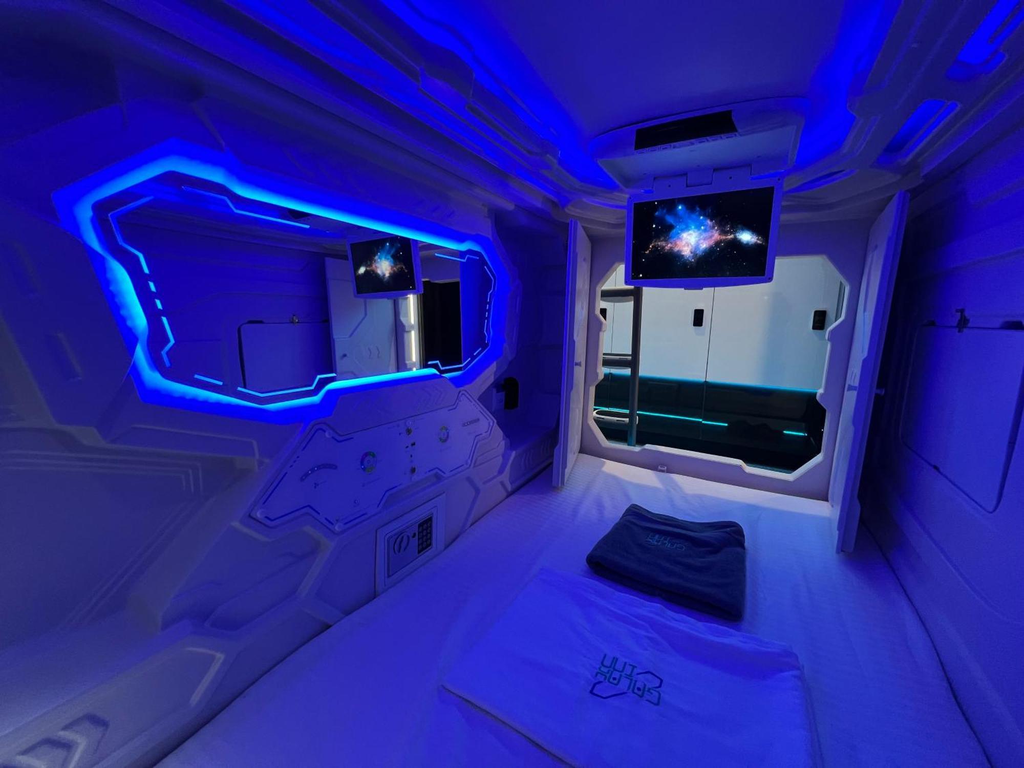Galaxy Inn Luxury Hostel In Center Erivan Dış mekan fotoğraf